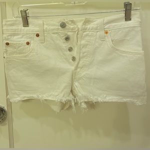 Levi’s white jean shorts